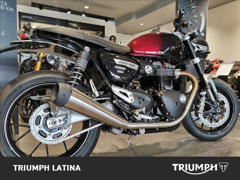 TRIUMPH Speed Twin 1200 Stealth Edition Abs